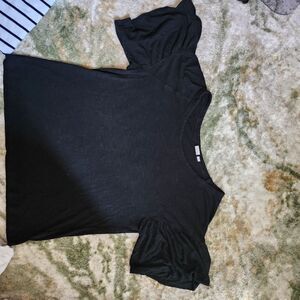 Gap T-shirt with ruffled sleeves size small.